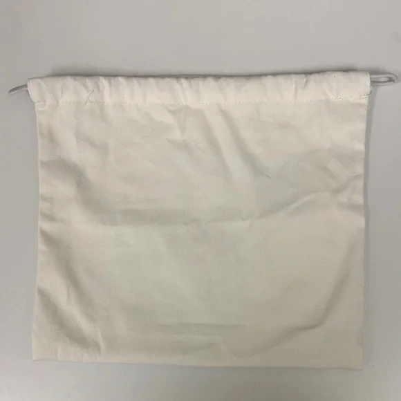 Dior Cream Bag with Gold Lettering - Picture 2 of 4